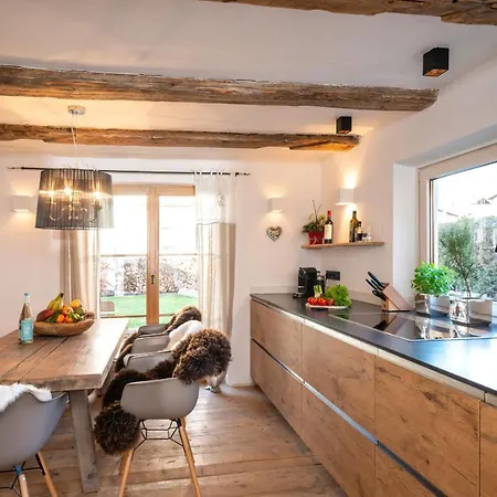 Exklusives Alpenchalet Mit Jacuzzi & Sauna Fuer Bis Zu 10 Personen Шале Байришцелль