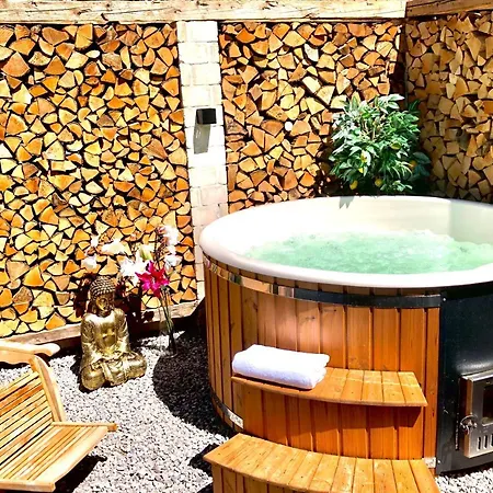 Exklusives Alpenchalet Mit Jacuzzi & Sauna Fuer Bis Zu 10 Personen Шале
