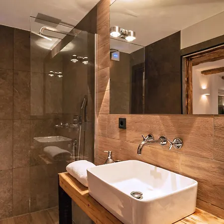 Exklusives Alpenchalet Mit Jacuzzi & Sauna Fuer Bis Zu 14 Personen Chalet