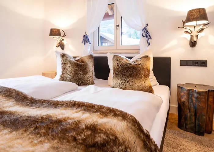 בקתה Exklusives Alpenchalet Mit Jacuzzi & Sauna Fuer Bis Zu 14 Personen