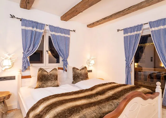 בקתה Exklusives Alpenchalet Mit Jacuzzi & Sauna Fuer Bis Zu 14 Personen *