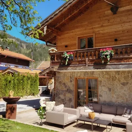 Domek alpejski Exklusives Alpenchalet Mit Jacuzzi & Sauna Fuer Bis Zu 14 Personen Bayrischzell